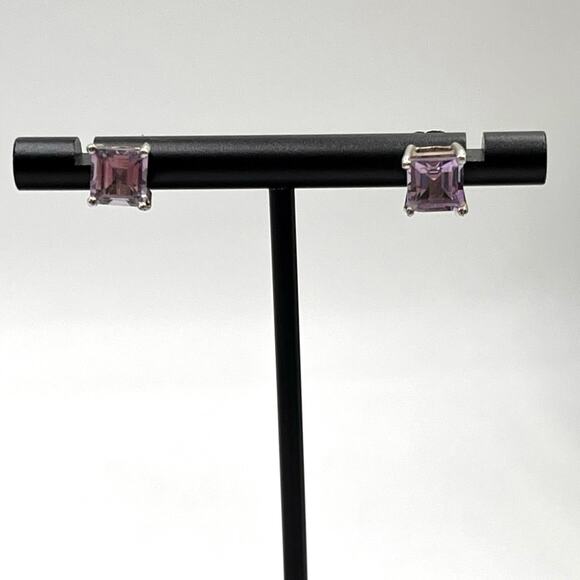 Chateau d’argent Canada Square AMETHYST Gem 925 Sterling Prong Set Stud Earrings - Picture 2 of 9